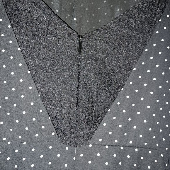 Polka Dot Maternity dress - Picture 3 of 3